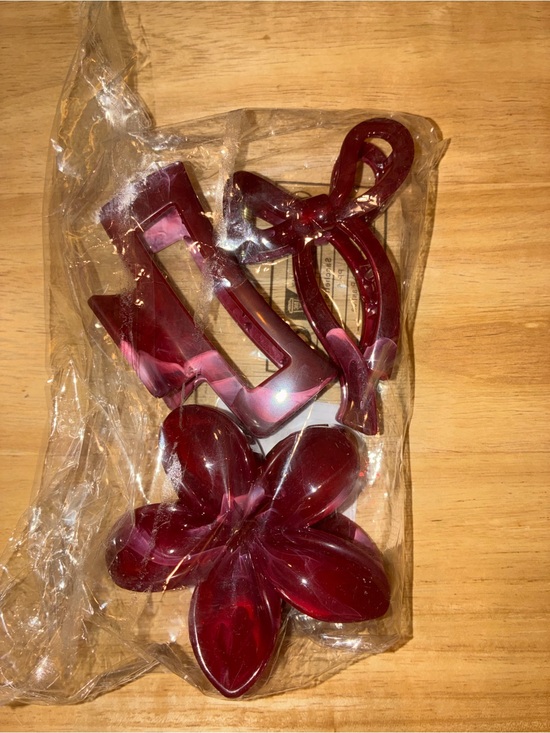 Accessories - Stradivarius Burgundy Marbled Claw Clip Set (Pack of 3) - NIP